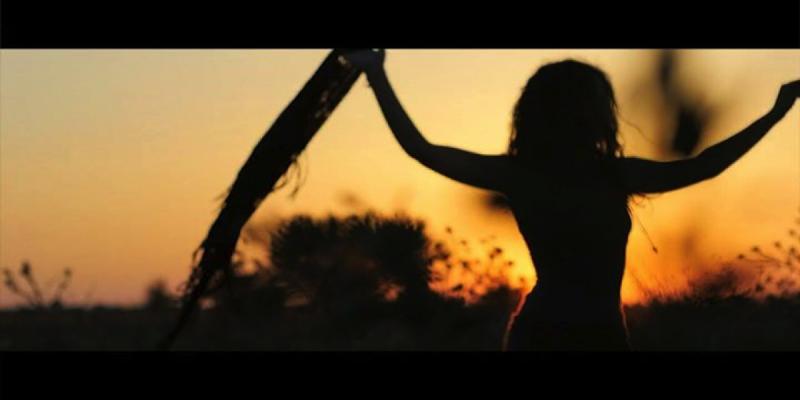 Entra nel grembo del tuo Natale, Donna selvaggia