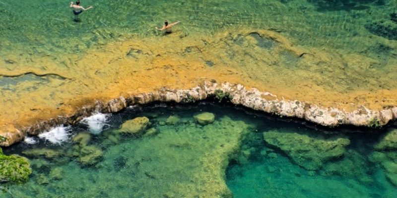 In Guatemala la natura crea delle piscine naturali mozzafiato