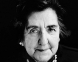 Alda Merini – “Ho bisogno di sentimenti”