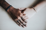Noi l’amore lo ingoiamo…