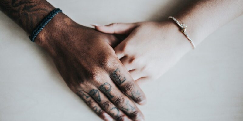 Noi l’amore lo ingoiamo…