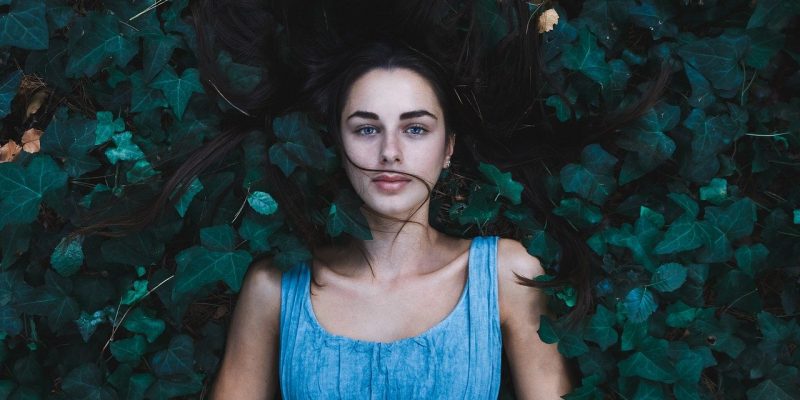 Il primo sangue, il fiore, la ferita