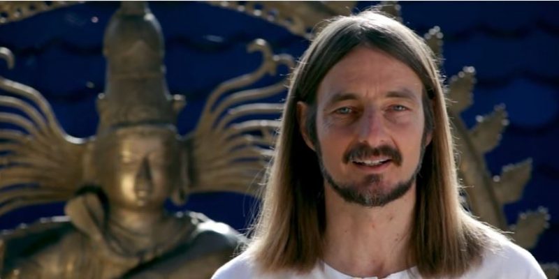 Introduzione agli Esercizi di Ricarica di Yogananda