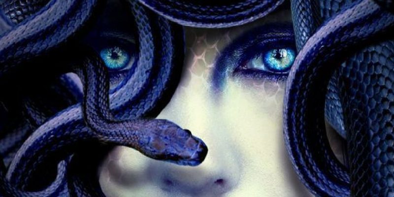 Medusa: vittima di uno stupro, trasformata in un mostro…