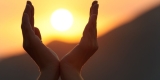 La Promessa della Luce: il Solstizio Invernale